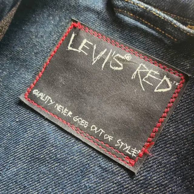 정품 LEVIS RED Guy's DENIM ZIP UP-S