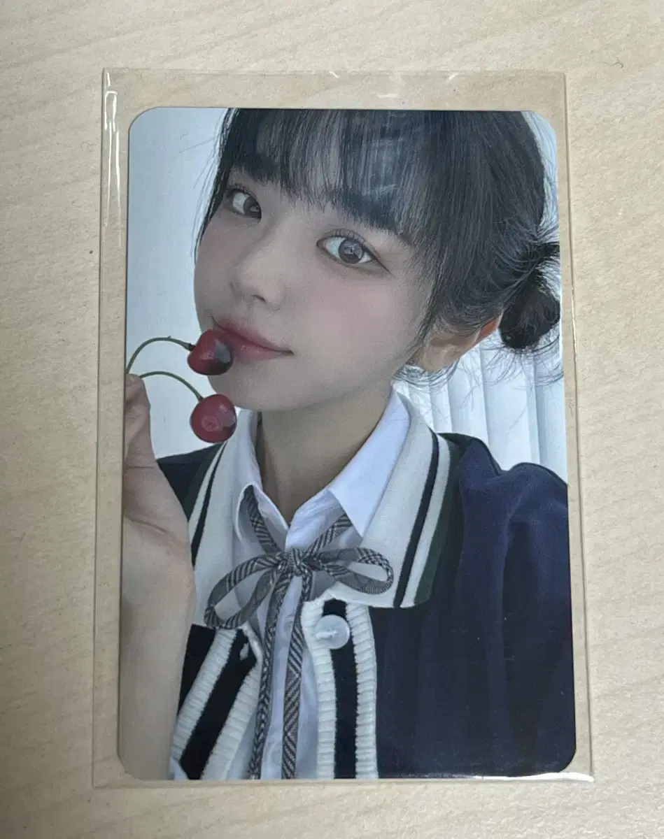 QWER beatroad winner photocard wts the photocard