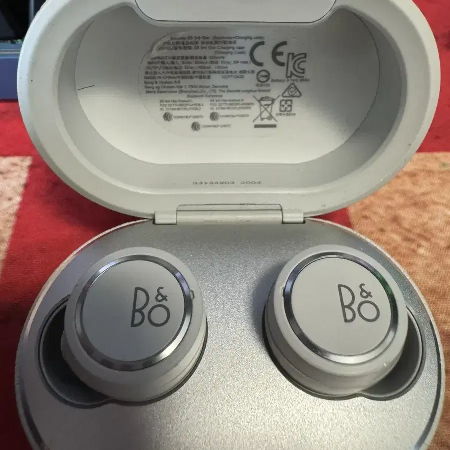 뱅앤울룹슨 (B&O Beoplay E8 3.0)