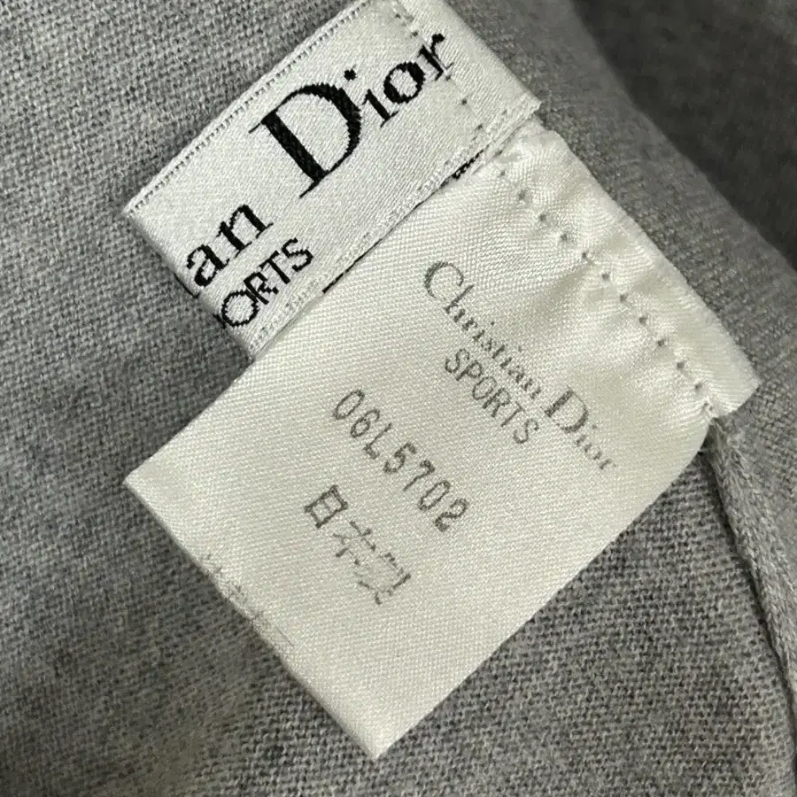 L]크리스티안 디올 Dior 스포츠 목폴라 그레이