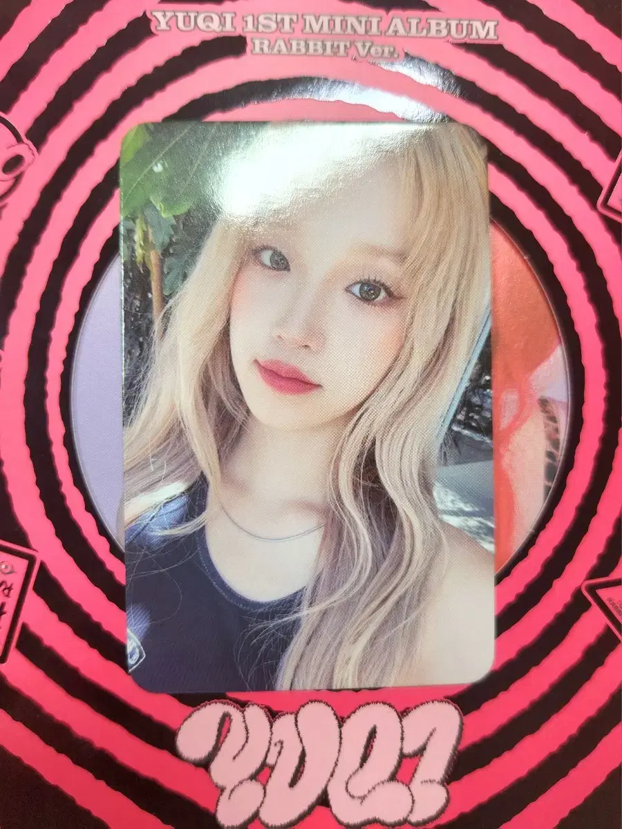 gidles yuqi freak soundwave unreleased photocard photocard