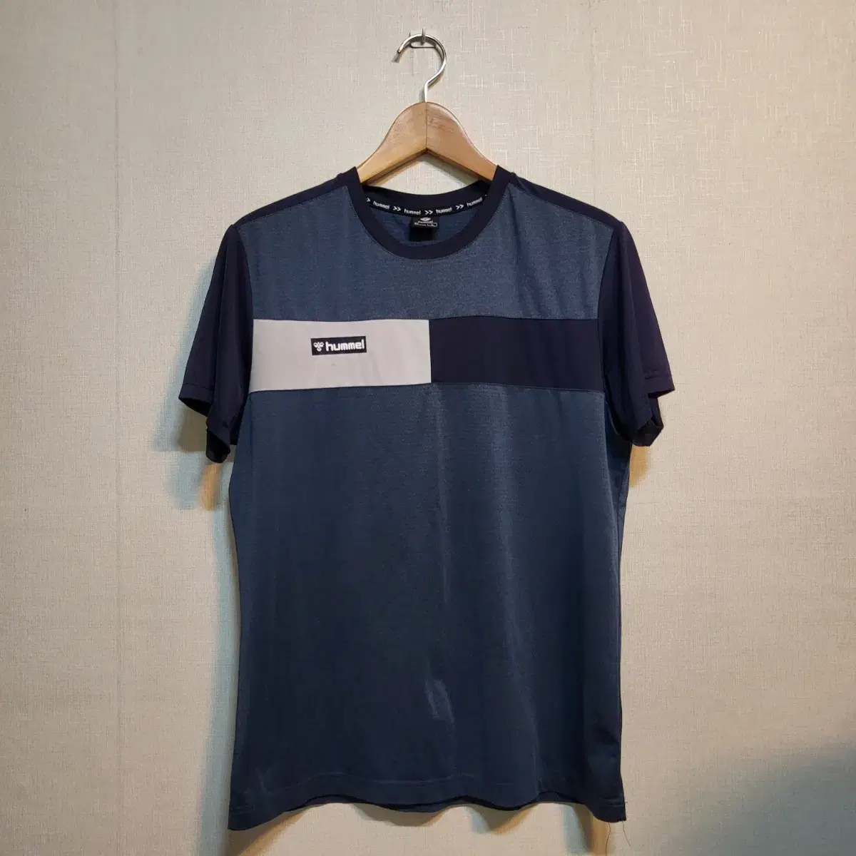 A565 [L] Hummel Functional Short Sleeve T-Shirt