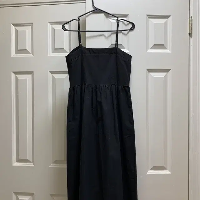 21SS Button strap dress (1회 착용)