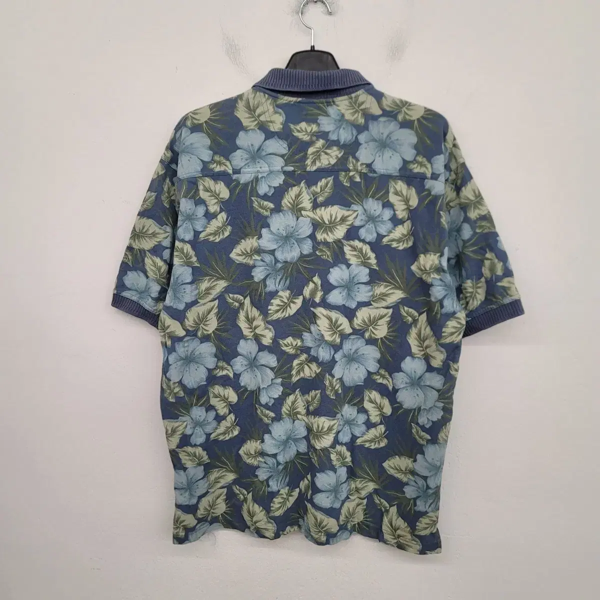 [105/XL] Tommy Bahama 패턴 반팔 카라티 팝니다.