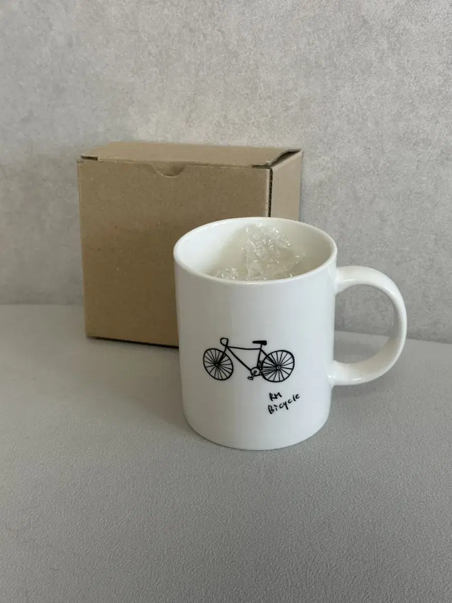 방탄 알엠 남준 bicycle 머그컵 BTS RM mug