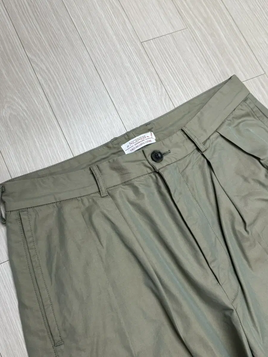 niceness pants size L