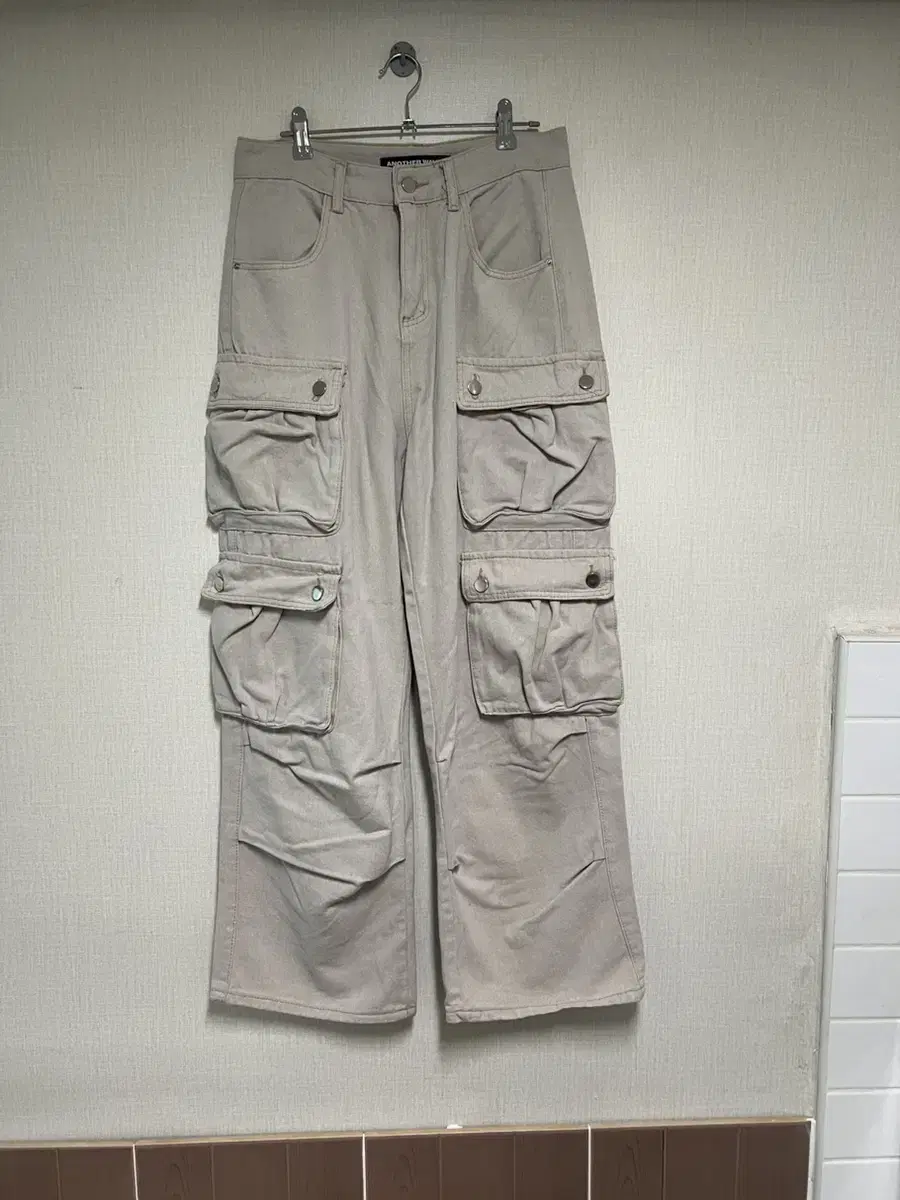 Multi-Pocket Cargo Pants