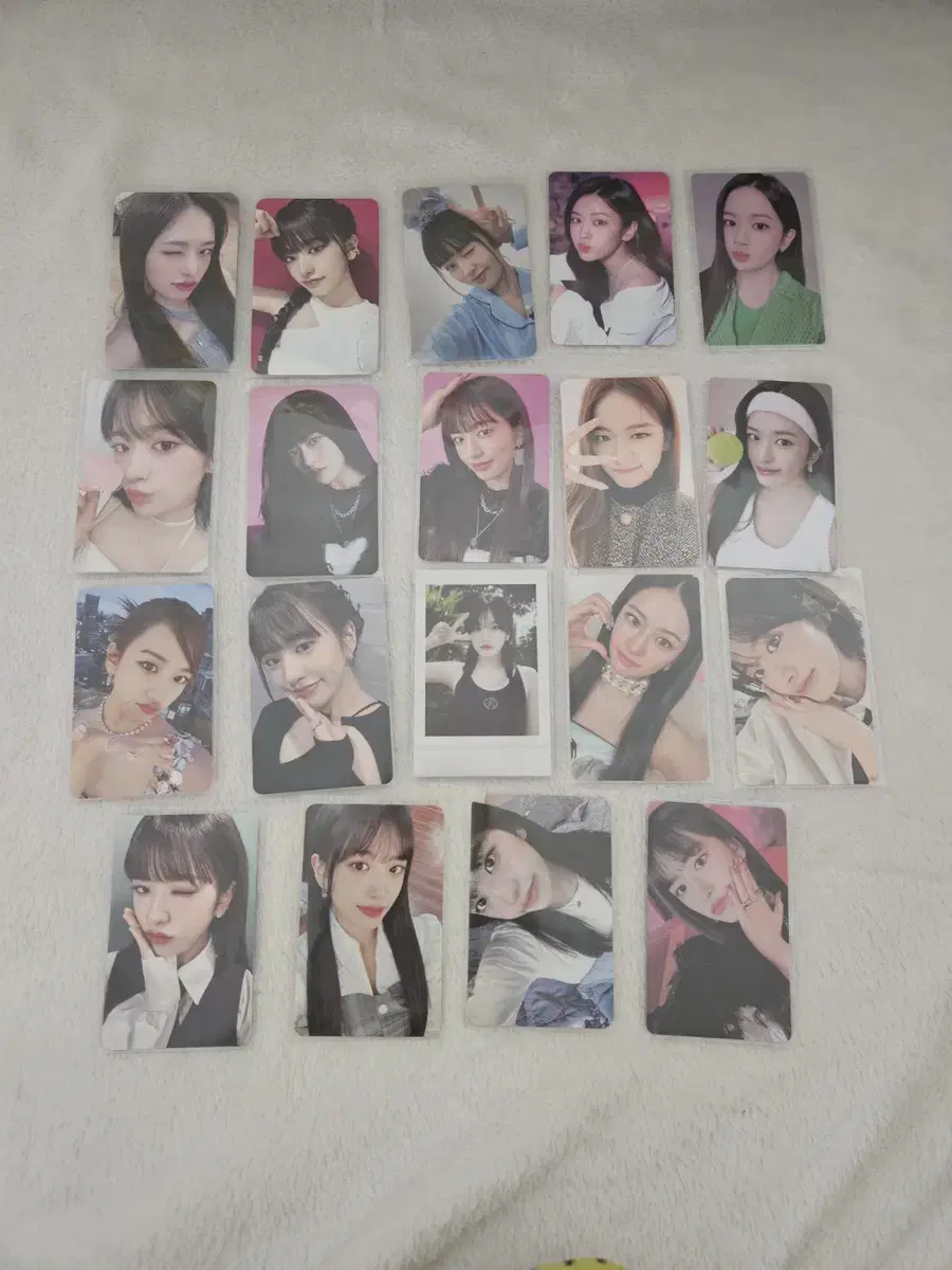 Yujin Ahn Photocard