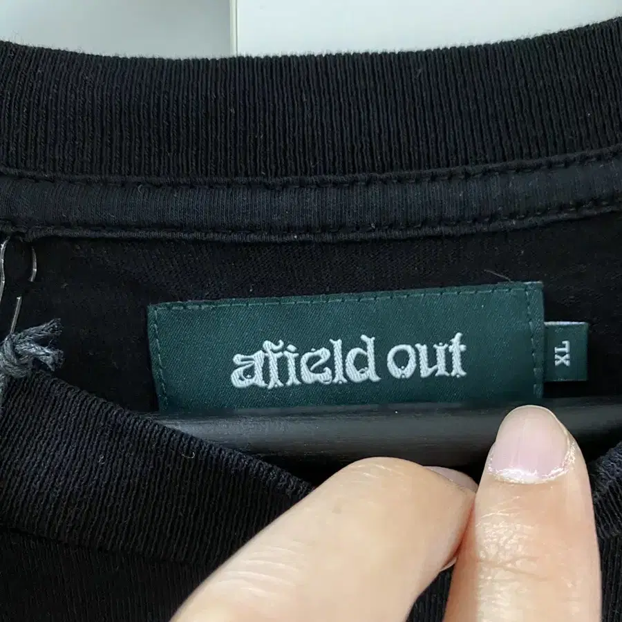 Afield out(어필드아웃) 롱슬리브 XL