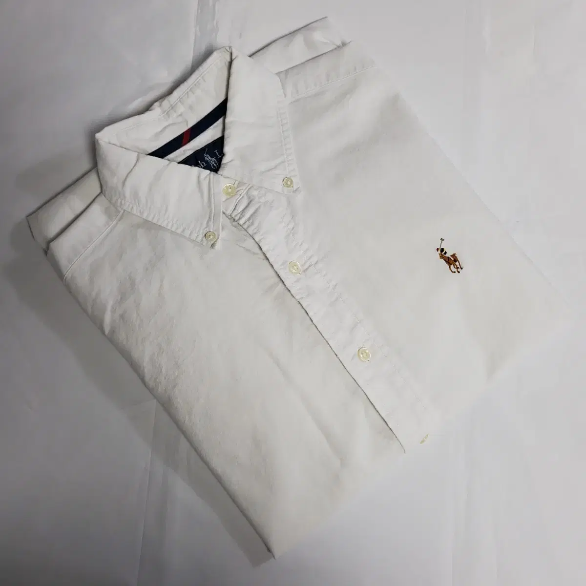 (CV710) Genuine M Polo Ralph Lauren White Shirt. Polo