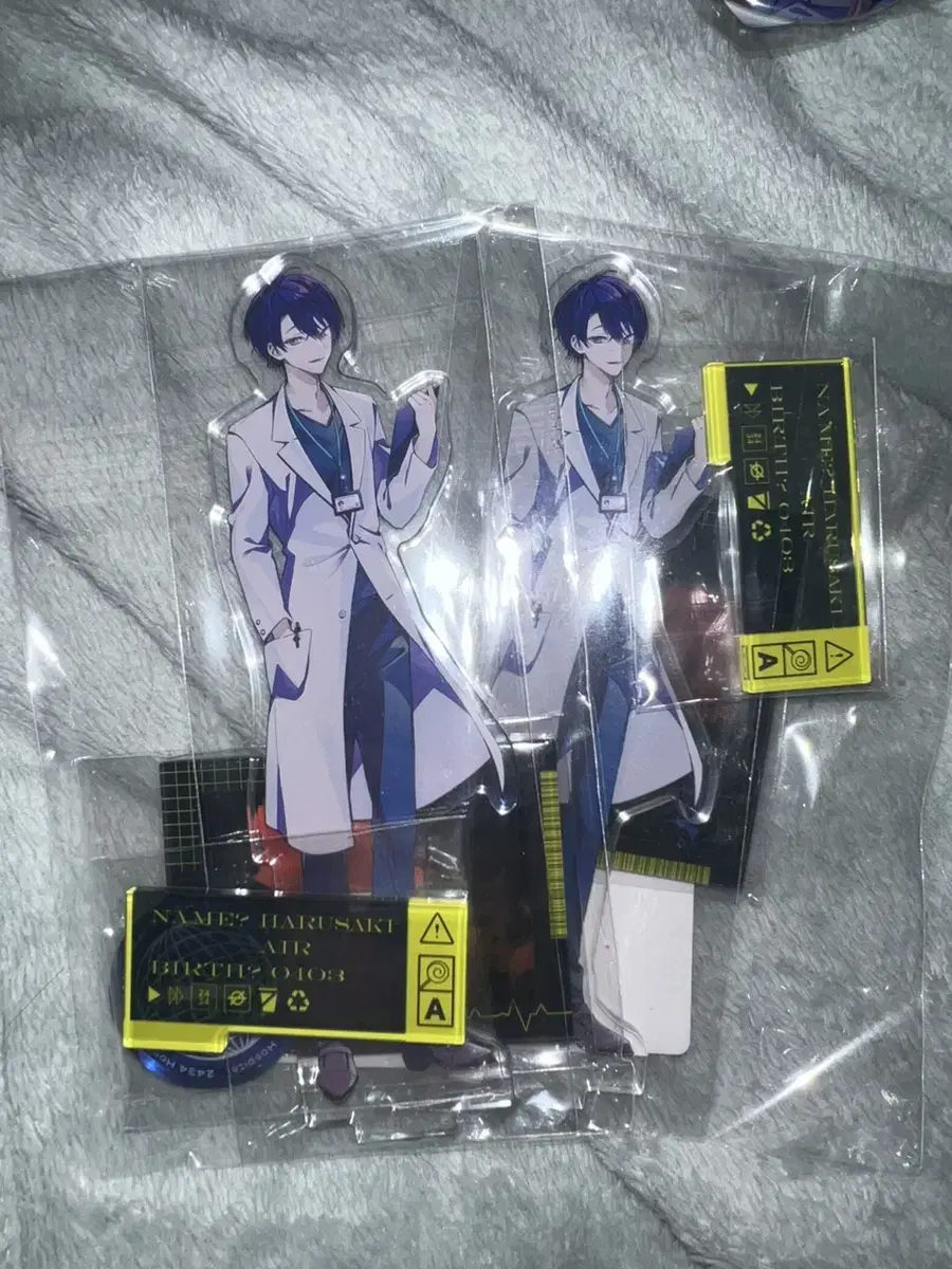 NIJISANJI Scratch 11th Harusaki Earu acrylic Stand