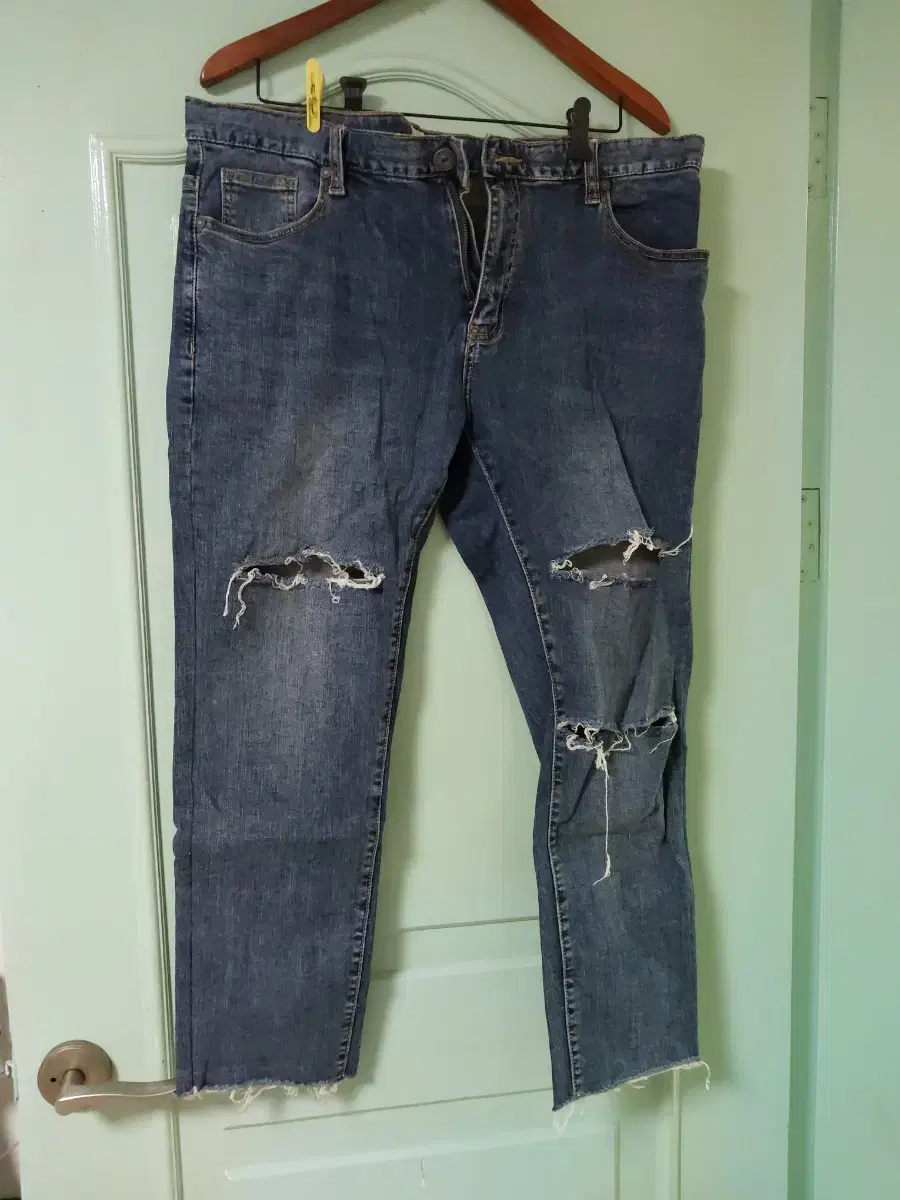 Jeans waist 38 inches