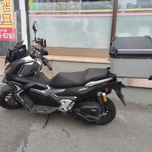 한솜125adv23년