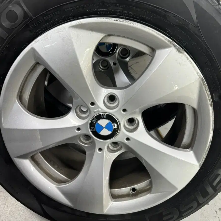 bmw 320d 16인치 휠