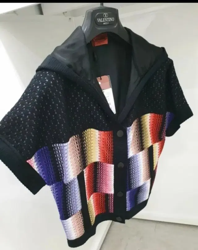 미소니 MISSONI 후드 니트 가디건 외투 새옷 254만원