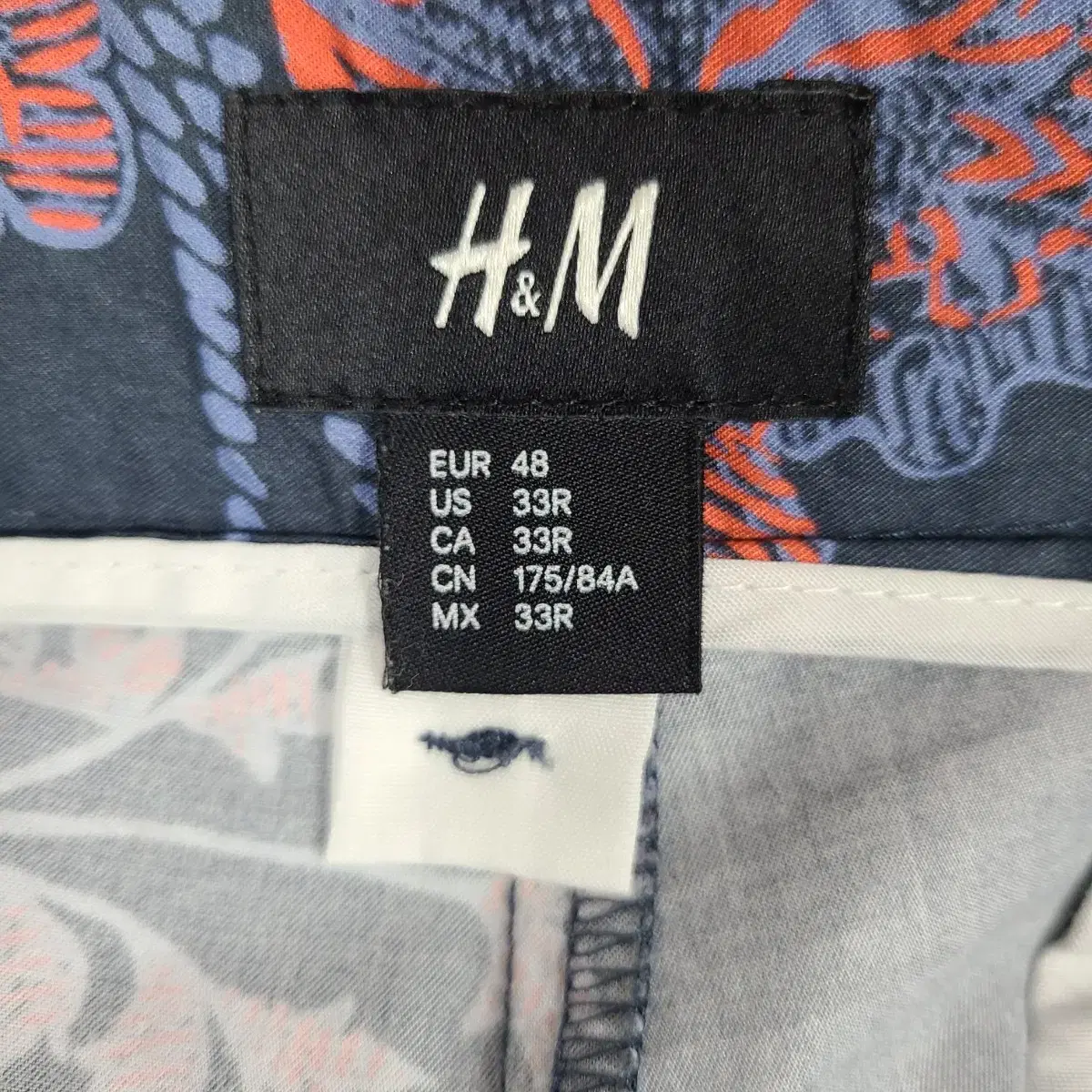 H&M 플라워 패턴 반바지 남32인치 ㅡ1206