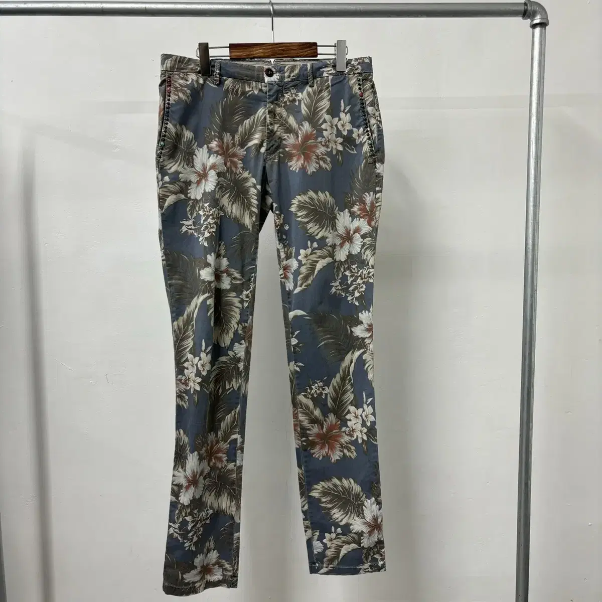 Mason's Flower Pattern Studded Cotton Pants Quick sale(33)