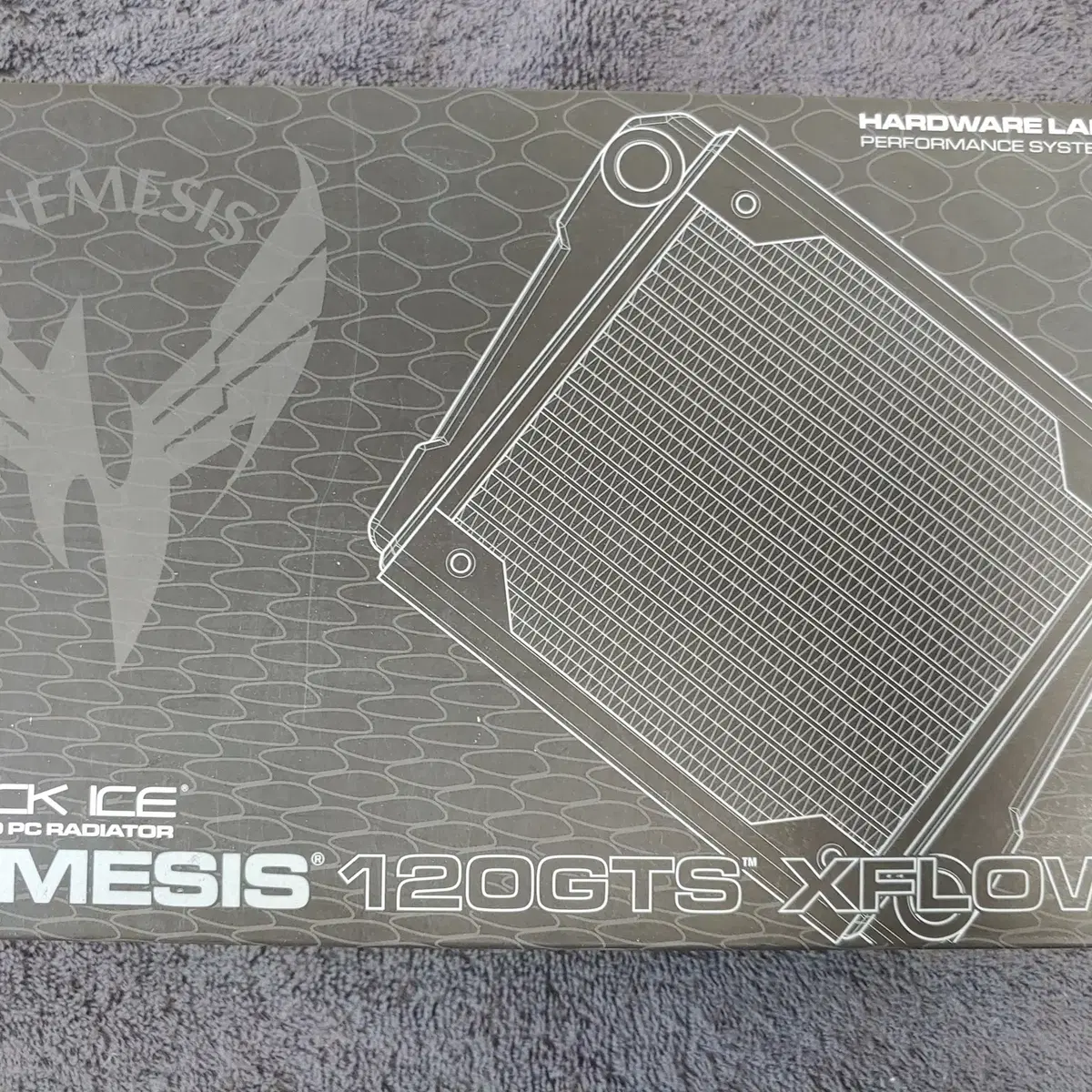 NMESIS 120GTX XFOW 수냉 라디에이터