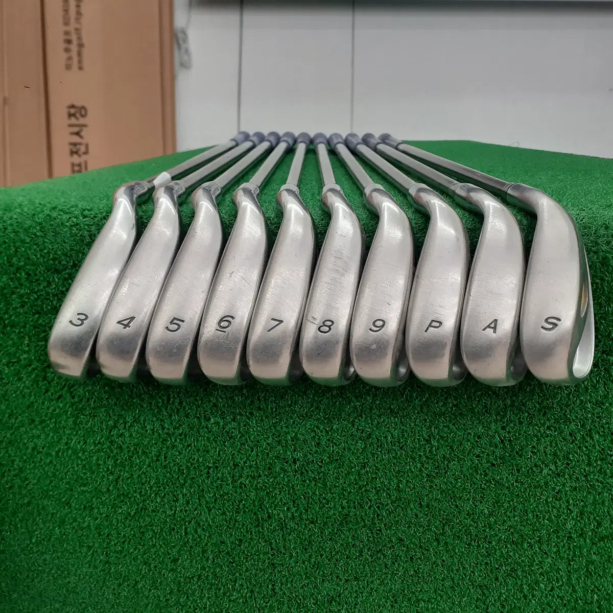 TaylorMade RAC Japan Spec Carbon R Irons