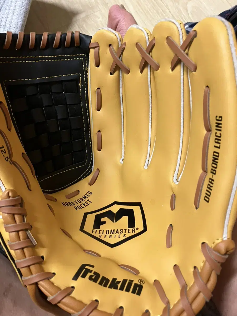 Baseball glove new