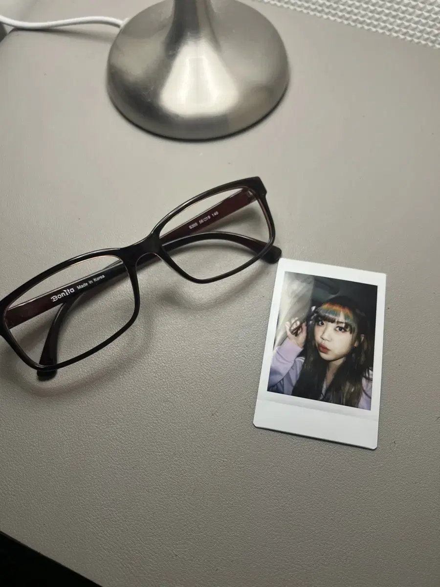 Youngji Youngji Silk Eyewear and Photocard