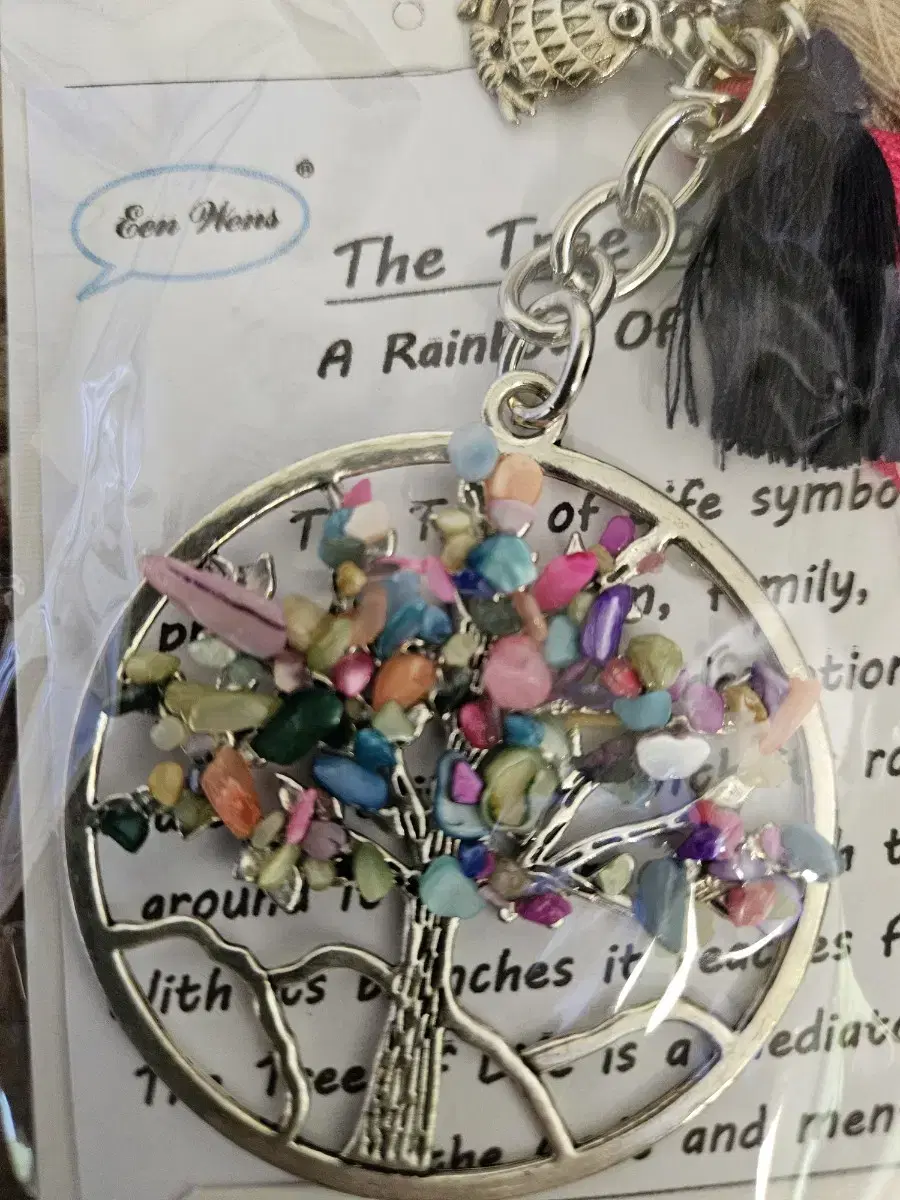 High quality birthstone motif keyrings sell cheaply