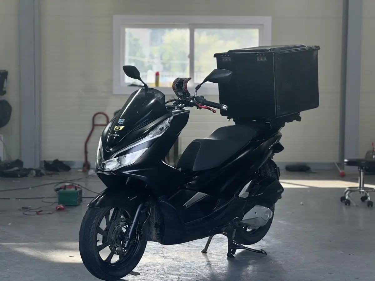 pcx 19년식 더뉴모델 판매합니다