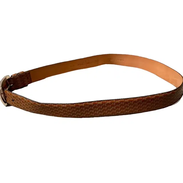 basket grain calf skin leather belt