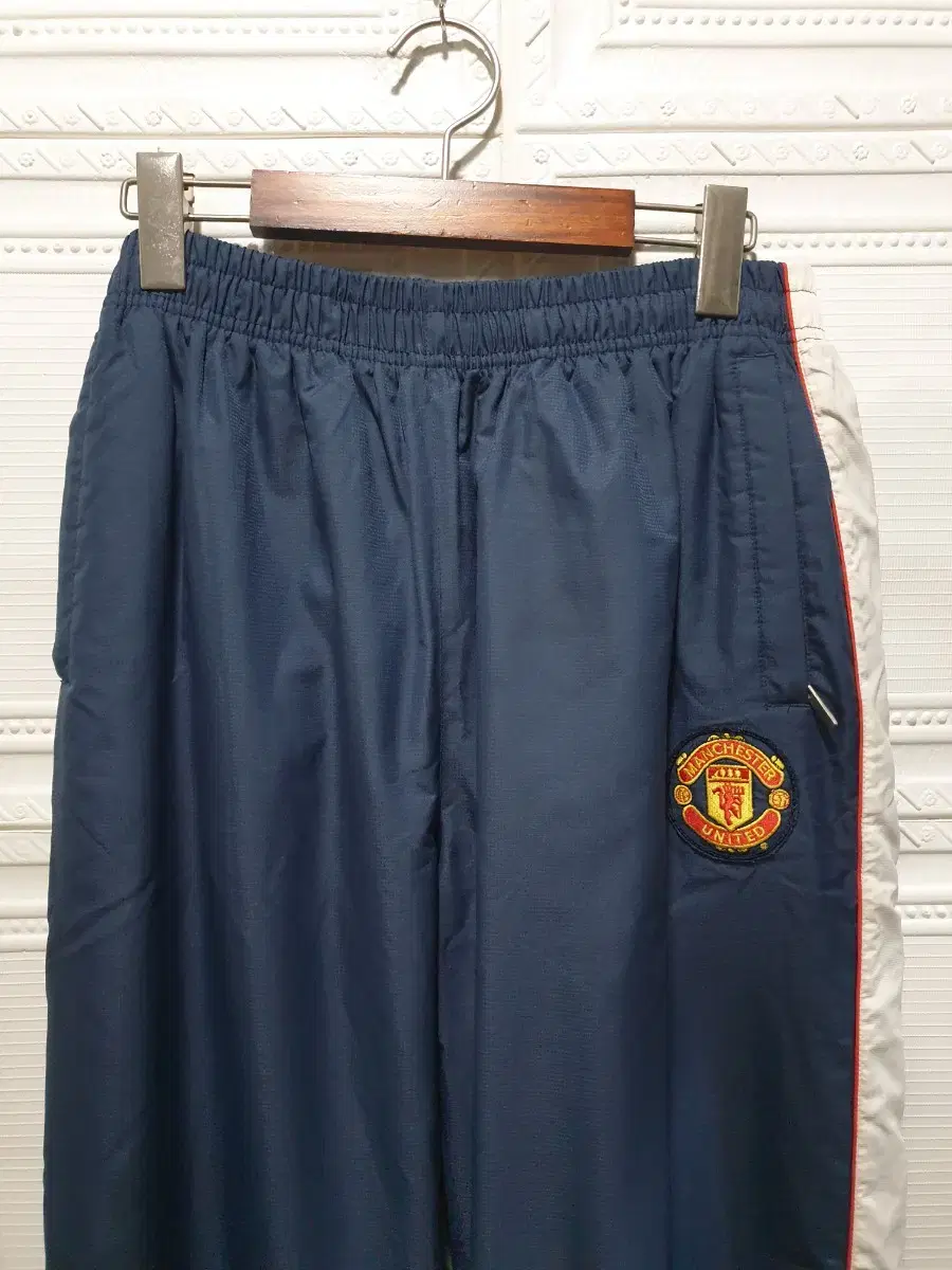 Manchester United Men's Training Woven Pants 35