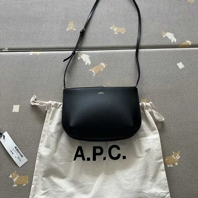 A.P.C 아페쎄 사라백