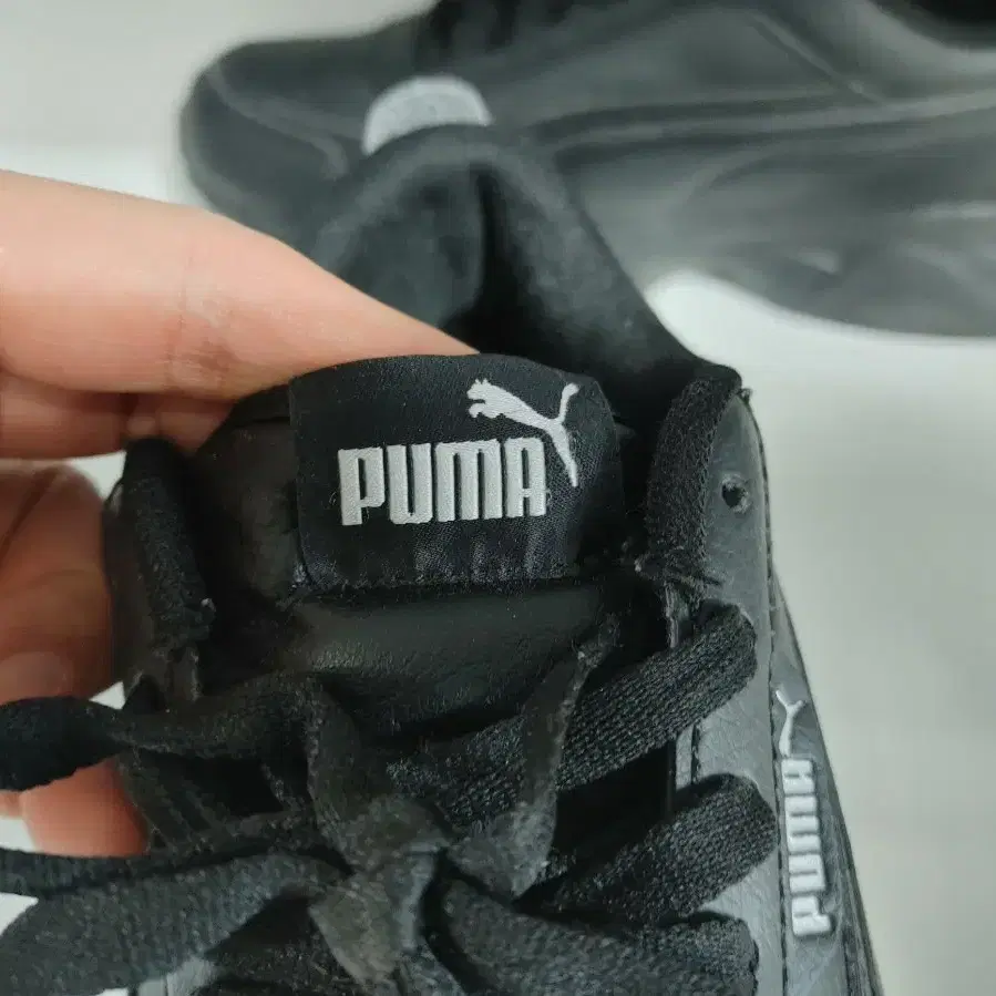 PUMA 푸마 소가죽 어글리 스니커즈