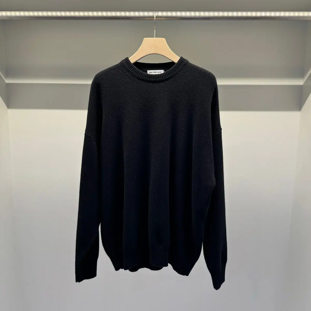 Women's XS / Balenciaga Embroidered cashmere knit black