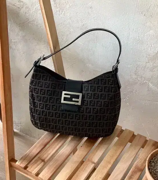 FENDI 팬디 빈티지 주카 호보백