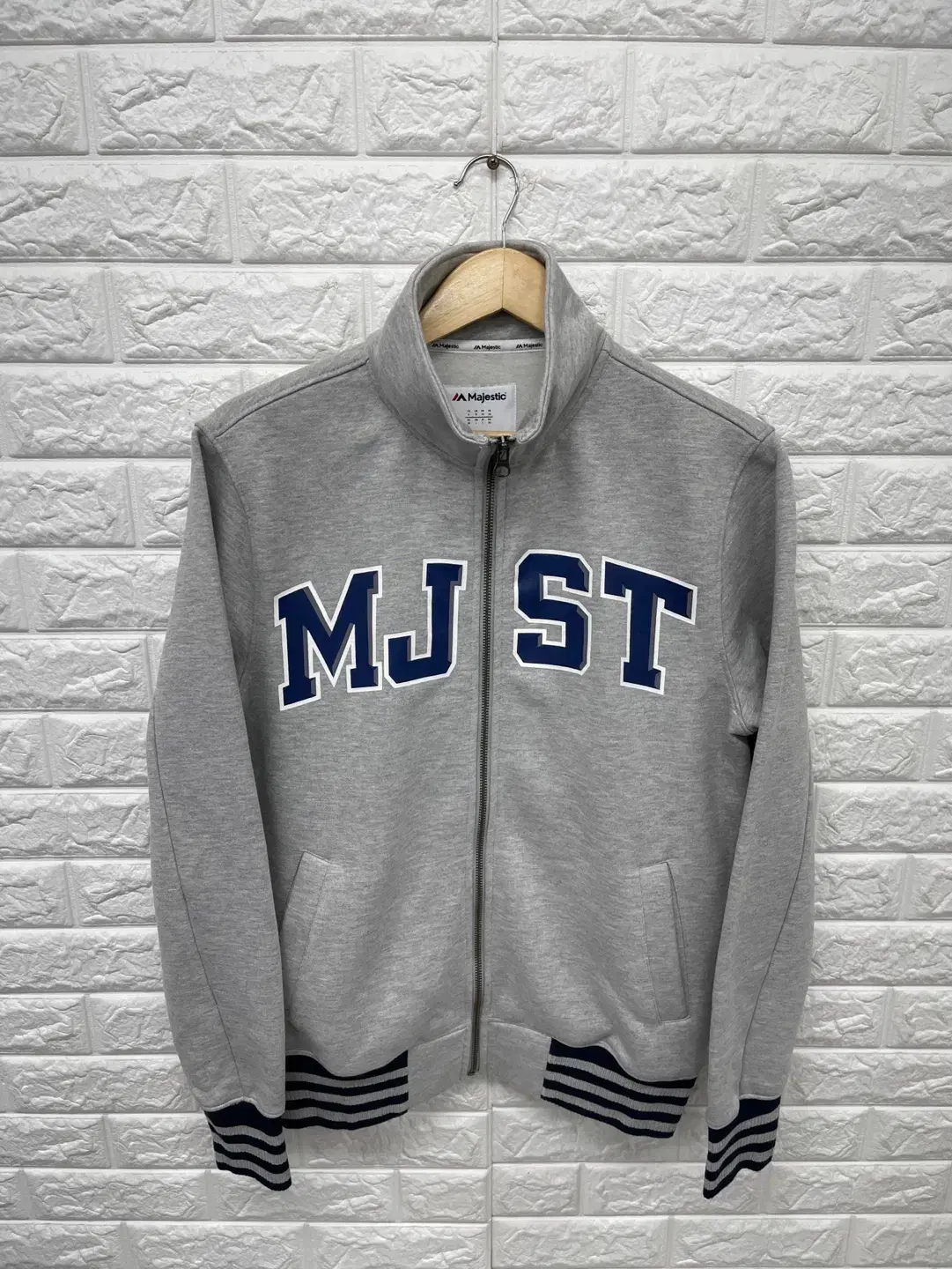 Majestic MJST Logo Zip-Up (95) / A-9967