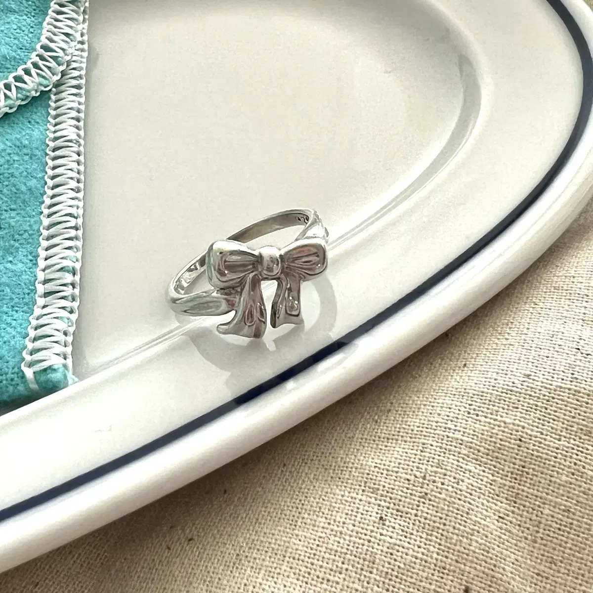 티파니 앤코 리본 링  14 TIFFANY&CO. Ribbon ring