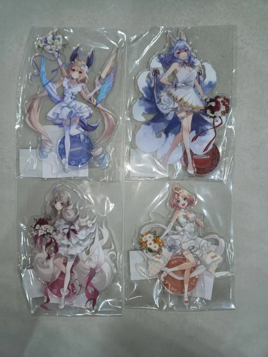 NIJISANJI EN Ethyria 1st Anniversary Acrylic Stand