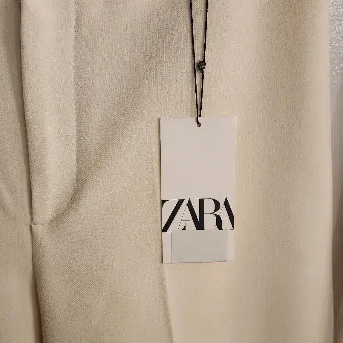 (새상품) 자라(ZARA) 와이드 팬츠 32