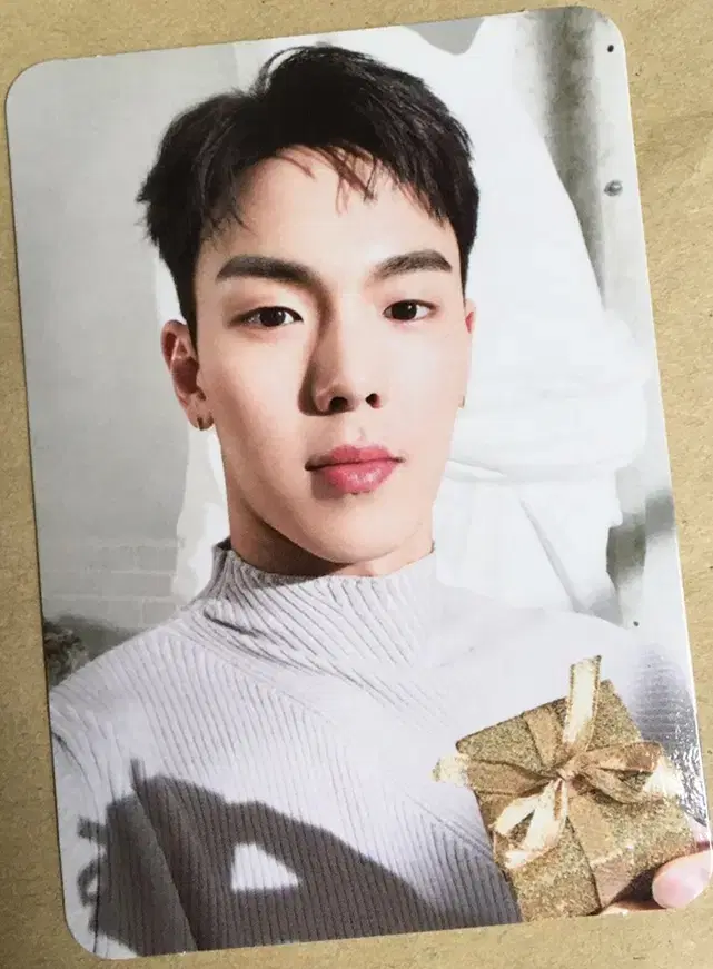 monsta x shownu fantasia broadcast photocard