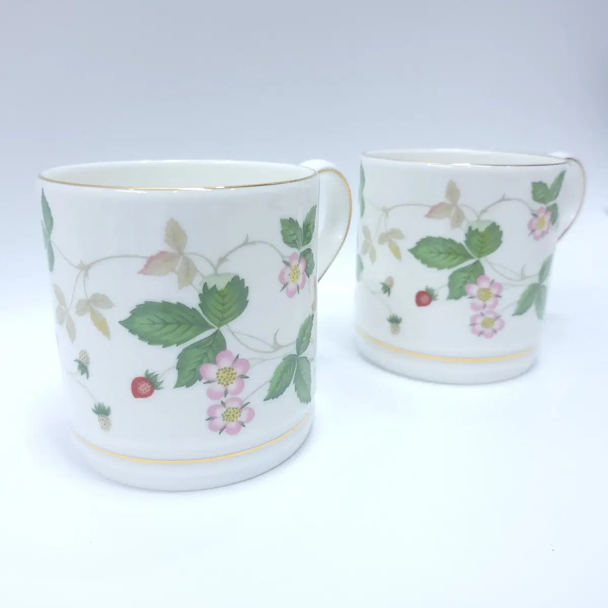 WEDGWOOD 웨지우드 와일드스트로베리 머그컵 세트 A944