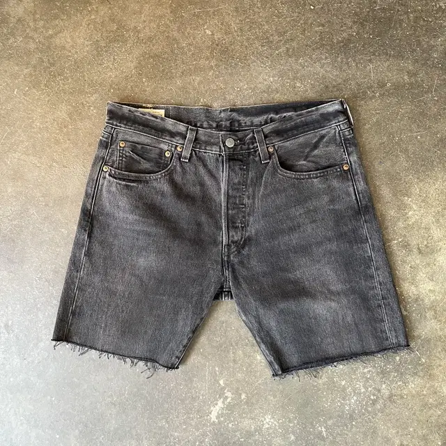 US Levi's 501 cutting black