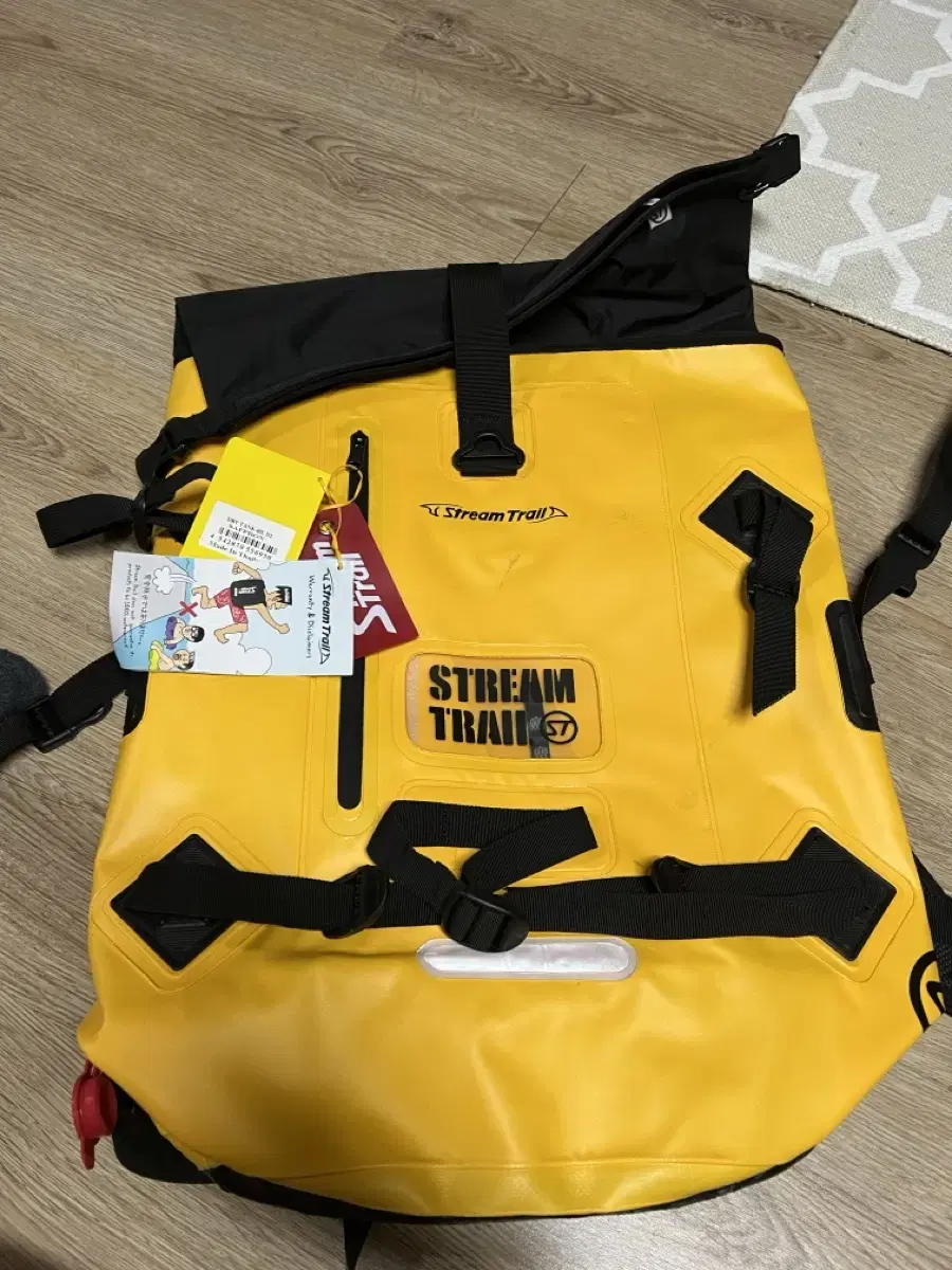 Stream Trail Waterproof Backpack