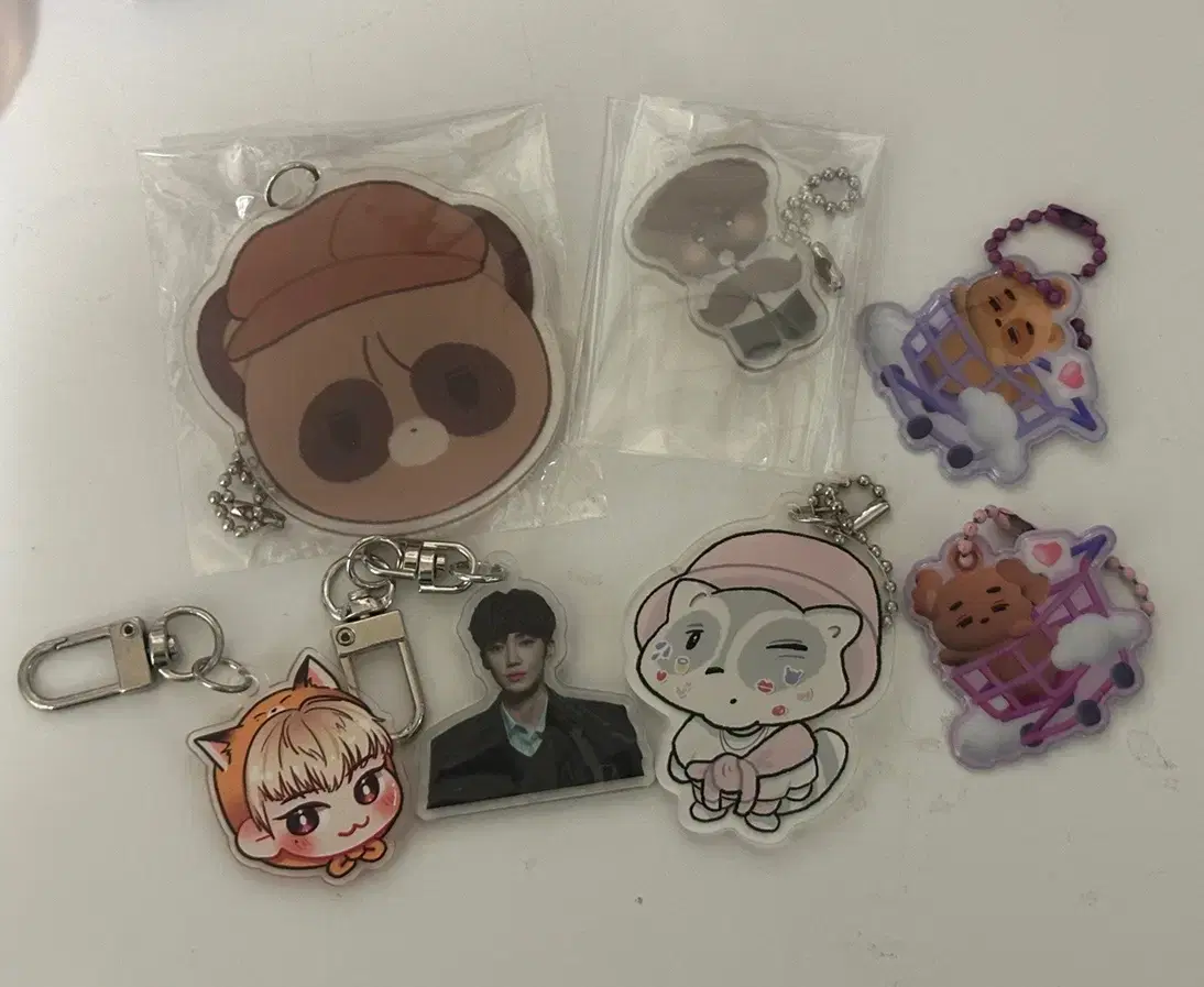 The Boyz sunwoo new kevin keyring WTS