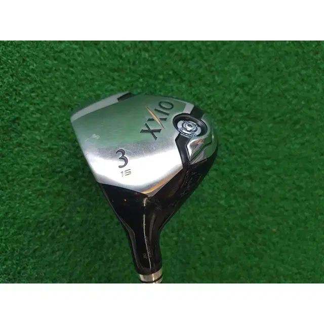 Used XXIO 7 3-wood left-handed 15-degree R-flex