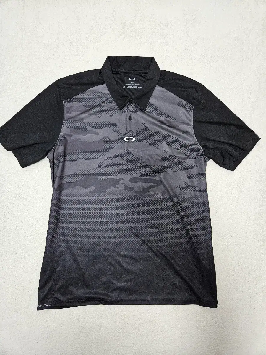 Oakley Short Sleeve Karati L