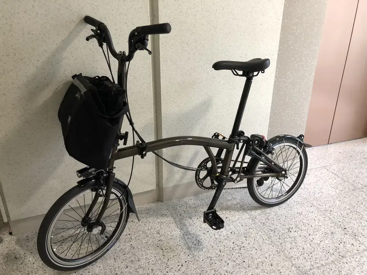 BROMPTON 브롬톤 카키컬러 (무사고/라이딩횟수적음)