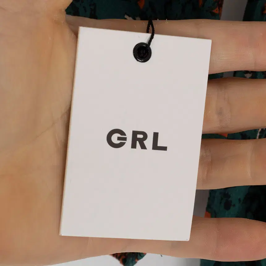 e0048 (new) grl ( size : M ) 블라우스