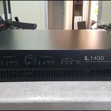 인터엠 L1400 중고 파워앰프 (4옴 450W + 450W)