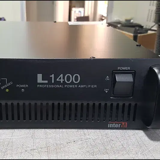 인터엠 L1400 중고 파워앰프 (4옴 450W + 450W)