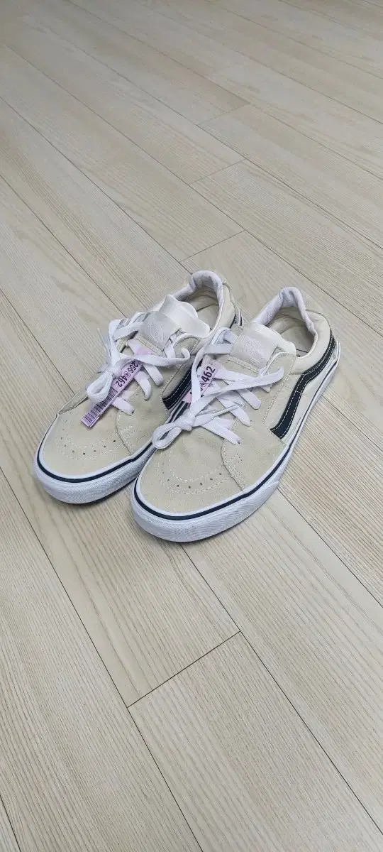 Vahn Sneakers 245/Washed/Ivory