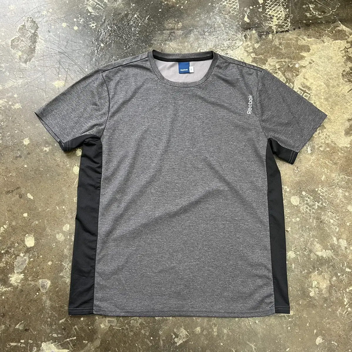 105) Reebok Short Sleeve Tee Short Sleeve Tee in Performance Fabric